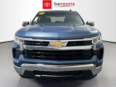 Used 2024 Chevrolet Silverado 1500 LT RWD image 10