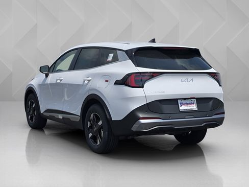 New 2026 Kia Sportage LX image 3