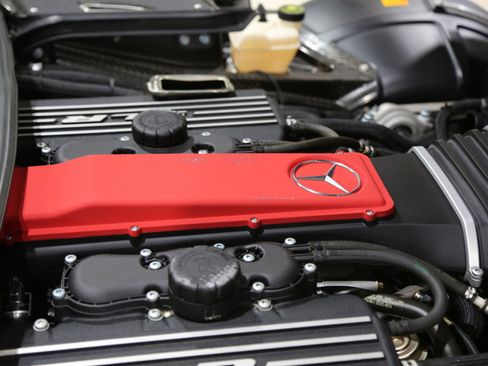 Used 2006 Mercedes-Benz SLR image 28