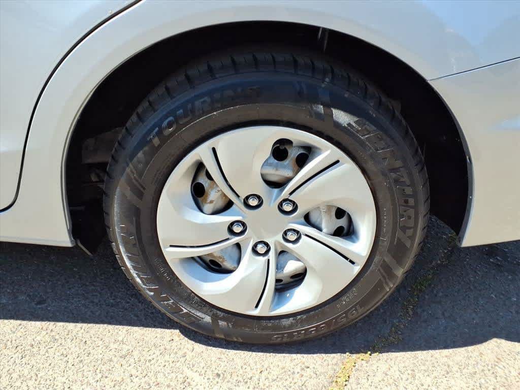 Used 2015 Honda Civic LX image 8