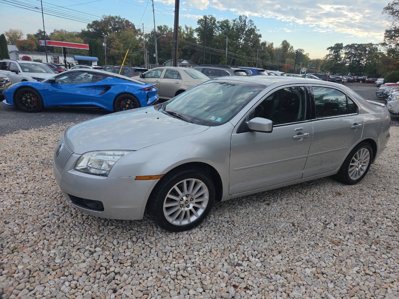 Used 2009 Mercury Milan Premier AWD/4WD image 3