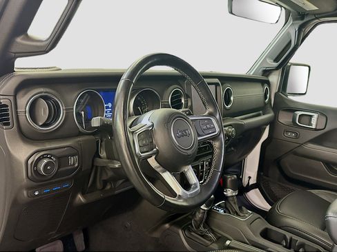 Used 2023 Jeep Wrangler Unlimited Sahara w/ Cold Weather Group AWD/4WD image 18