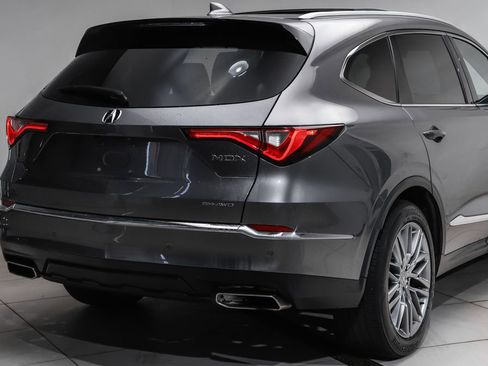Used 2023 Acura MDX SH-AWD w/ Advance Package image 4
