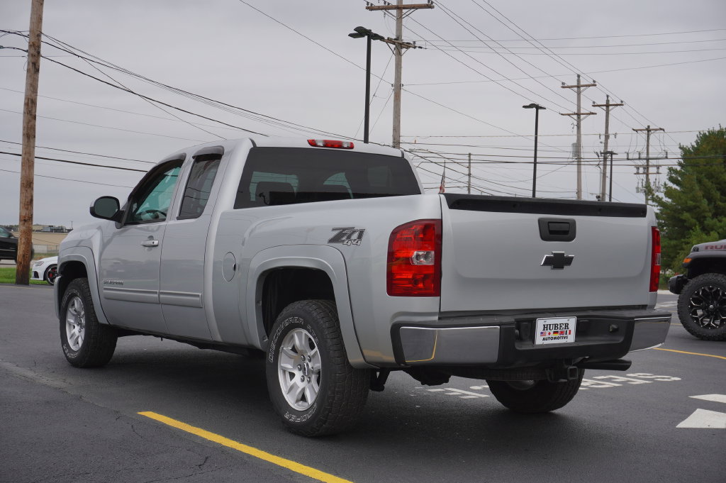 Used 2013 Chevrolet Silverado 1500 LTZ w/ Z71 Appearance Package AWD/4WD image 5