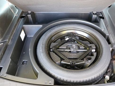 Used 2025 Chevrolet Blazer LT image 12