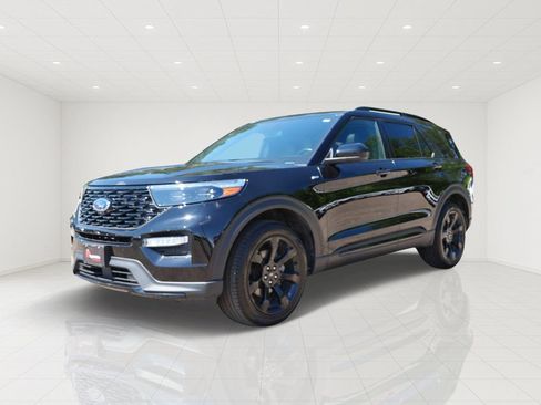 Certified 2023 Ford Explorer ST-Line w/ Class IV Trailer Tow Package AWD/4WD image 2