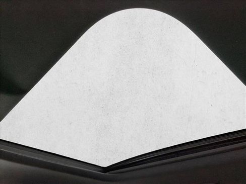 Used 2023 Land Rover Discovery HSE R-Dynamic AWD/4WD image 24