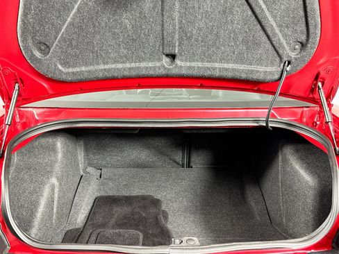 Used 2016 Dodge Challenger R/T Scat Pack w/ Leather Interior Group image 42