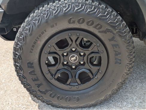 Used 2023 Ford Bronco Black Diamond AWD/4WD image 29