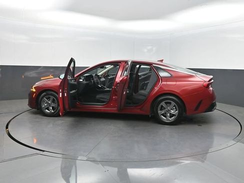 Used 2023 Kia K5 LXS FWD image 38