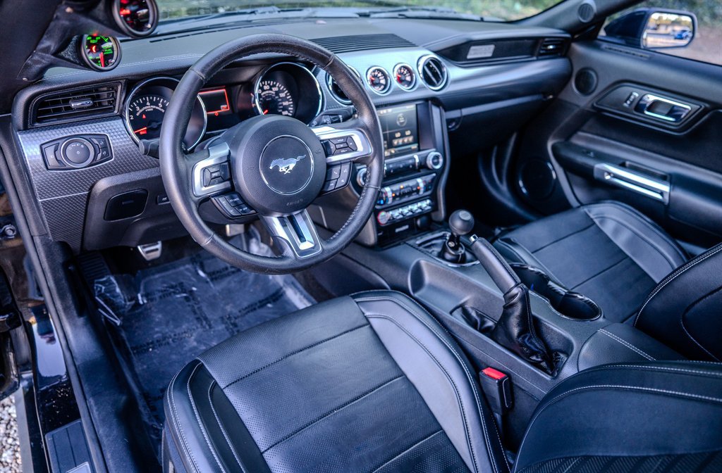 Used 2016 Ford Mustang GT Premium w/ GT Performance Package RWD image 14