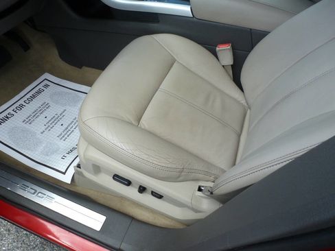 Used 2011 Ford Edge Limited w/ 301A Rapid Spec Order Code FWD image 24