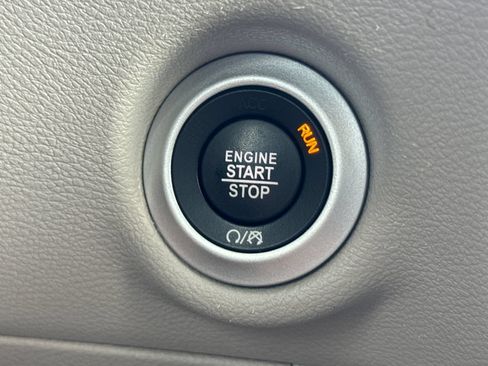 Used 2023 Chrysler Voyager LX FWD image 30