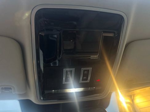 Used 2016 Land Rover Range Rover Sport Utility 4D image 20