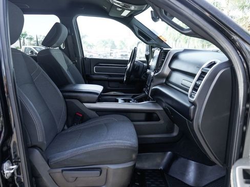 Used 2021 RAM 2500 Big Horn w/ Level 2 Equipment Group AWD/4WD image 39