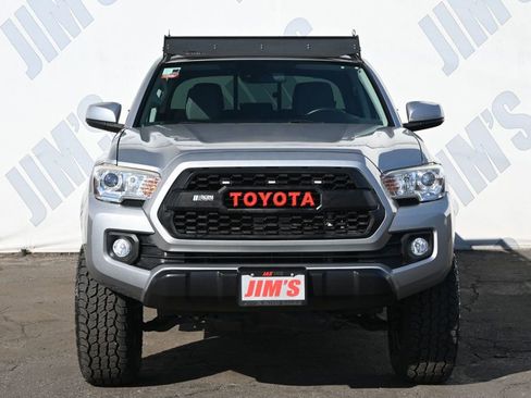 Used 2019 Toyota Tacoma SR5 image 2