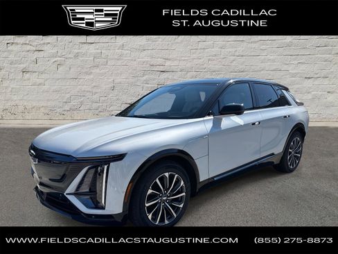 New 2025 Cadillac Lyriq Sport image 1