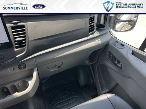 New 2026 Ford Transit 250 148 Medium Roof RWD image 16