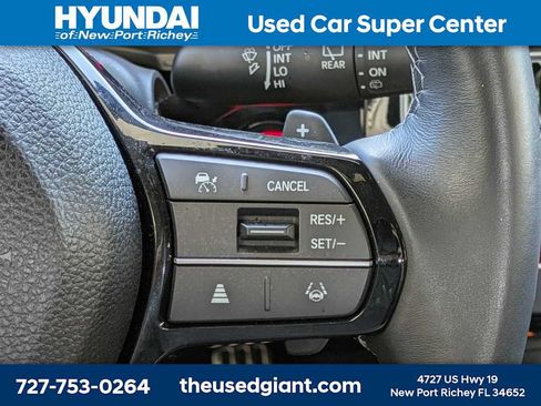 Used 2025 Honda Civic Sport image 28