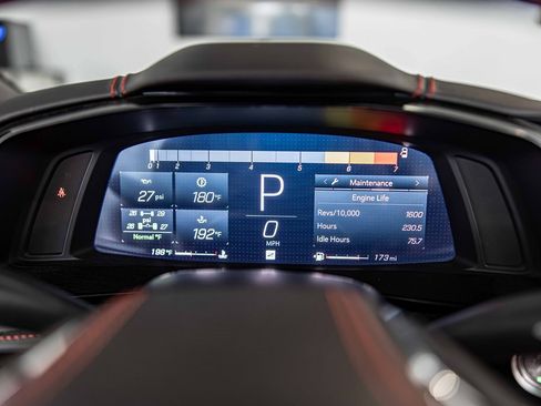 Used 2023 Chevrolet Corvette Stingray w/ Z51 Performance Package image 22