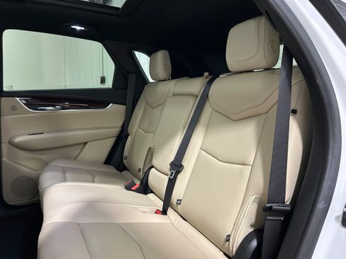 Used 2019 Cadillac XT5 Luxury AWD/4WD image 28