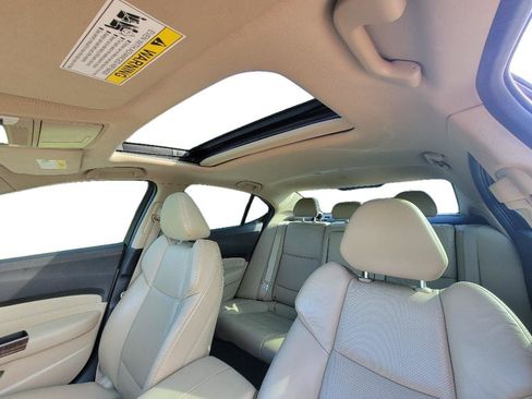 Used 2018 Acura TLX w/ Technology Package FWD image 22