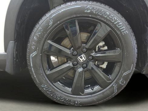 Used 2023 Honda Pilot Elite image 39