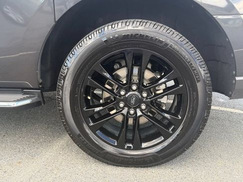 Used 2023 Ford Expedition Max XLT AWD/4WD image 12