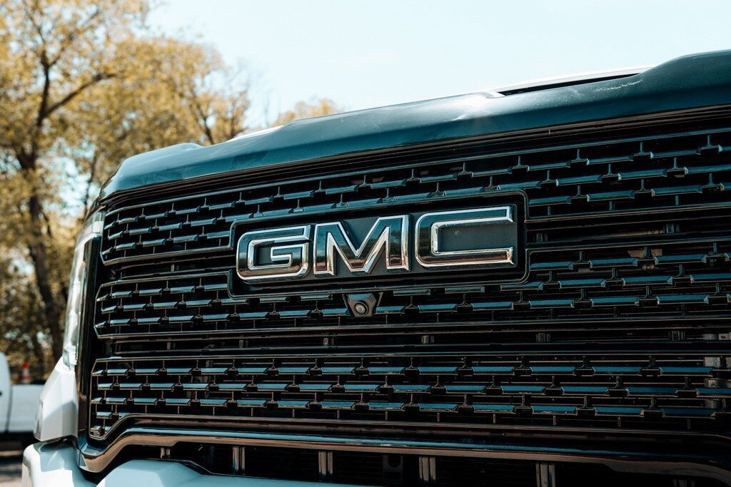 Used 2023 GMC Sierra 3500 Denali w/ Denali Ultimate Package AWD/4WD image 10