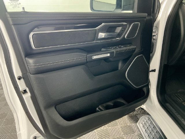 Used 2021 RAM 1500 Laramie AWD/4WD image 19