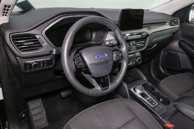 Used 2023 Ford Escape Active w/ Cold Weather Package FWD image 19