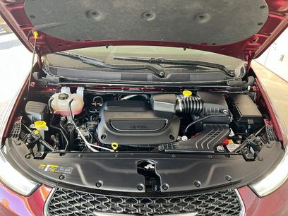 Used 2023 Chrysler Pacifica Touring-L