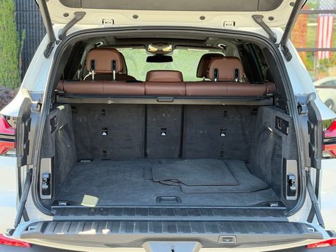 Used 2025 BMW X5 xDrive40i AWD/4WD image 18