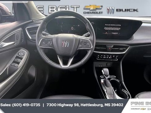 Used 2024 Buick Encore GX Avenir image 5