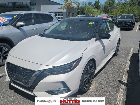 Certified 2022 Nissan Sentra SR w/ SR Premium Package FWD image 1