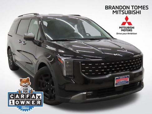 Used 2025 Kia Carnival SX Prestige image 1