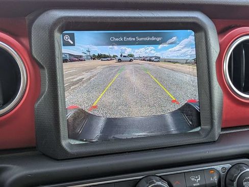 Used 2020 Jeep Gladiator Rubicon AWD/4WD image 20