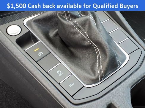 New 2025 Volkswagen Jetta SE image 25