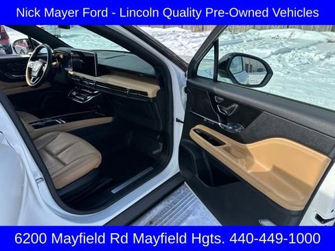 Used 2023 Lincoln Corsair Reserve w/ Equipment Group 201A image 12