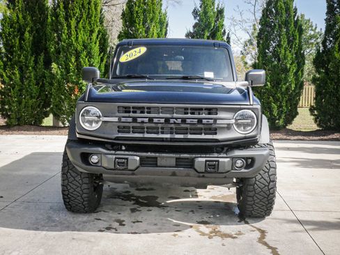 Used 2024 Ford Bronco Black Diamond image 3