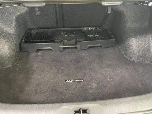 Used 2022 Nissan Altima 2.5 SR image 40