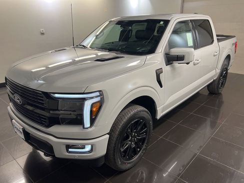 New 2026 Ford F150 Platinum image 3