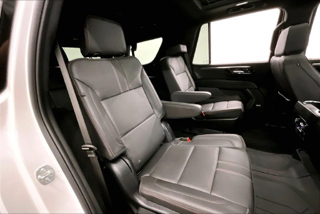 Used 2025 Chevrolet Tahoe RST w/ Comfort Package AWD/4WD image 27