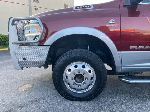Used 2022 RAM 3500 Laramie w/ Chrome Appearance Group AWD/4WD image 14
