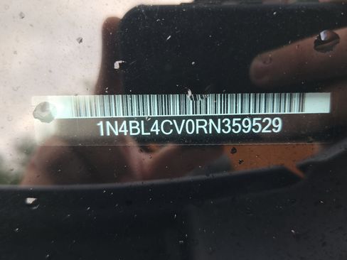 Used 2024 Nissan Altima 2.5 SR image 16