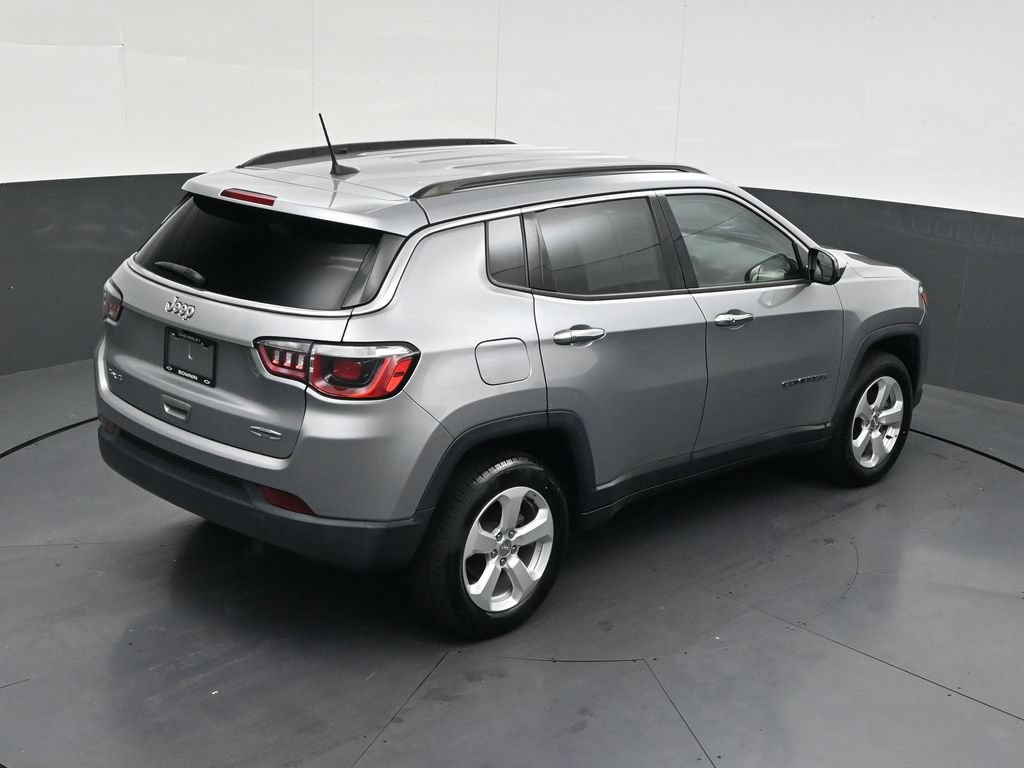 Used 2019 Jeep Compass Latitude AWD/4WD image 19