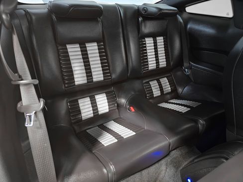 Used 2012 Ford Mustang Shelby GT500 w/ Electronics Pkg image 8