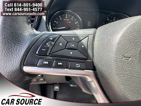Used 2018 Nissan Rogue SV AWD/4WD image 14