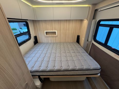 Used 2020 Mercedes-Benz Sprinter 3500 image 79