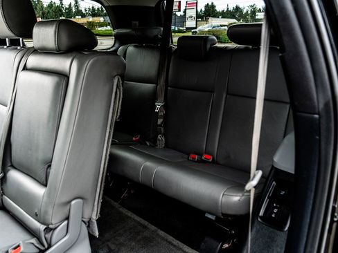 Used 2018 Toyota Sequoia Limited image 35
